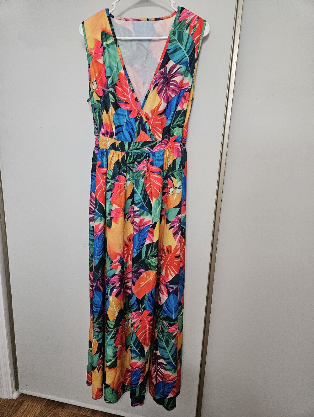 Ladies Tropical Leaf Print Sleeveless One-Piece - Multi
